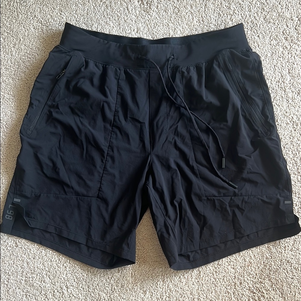 Lululemon Athletica Men's License to Train Linerless 7” Athletic Shorts